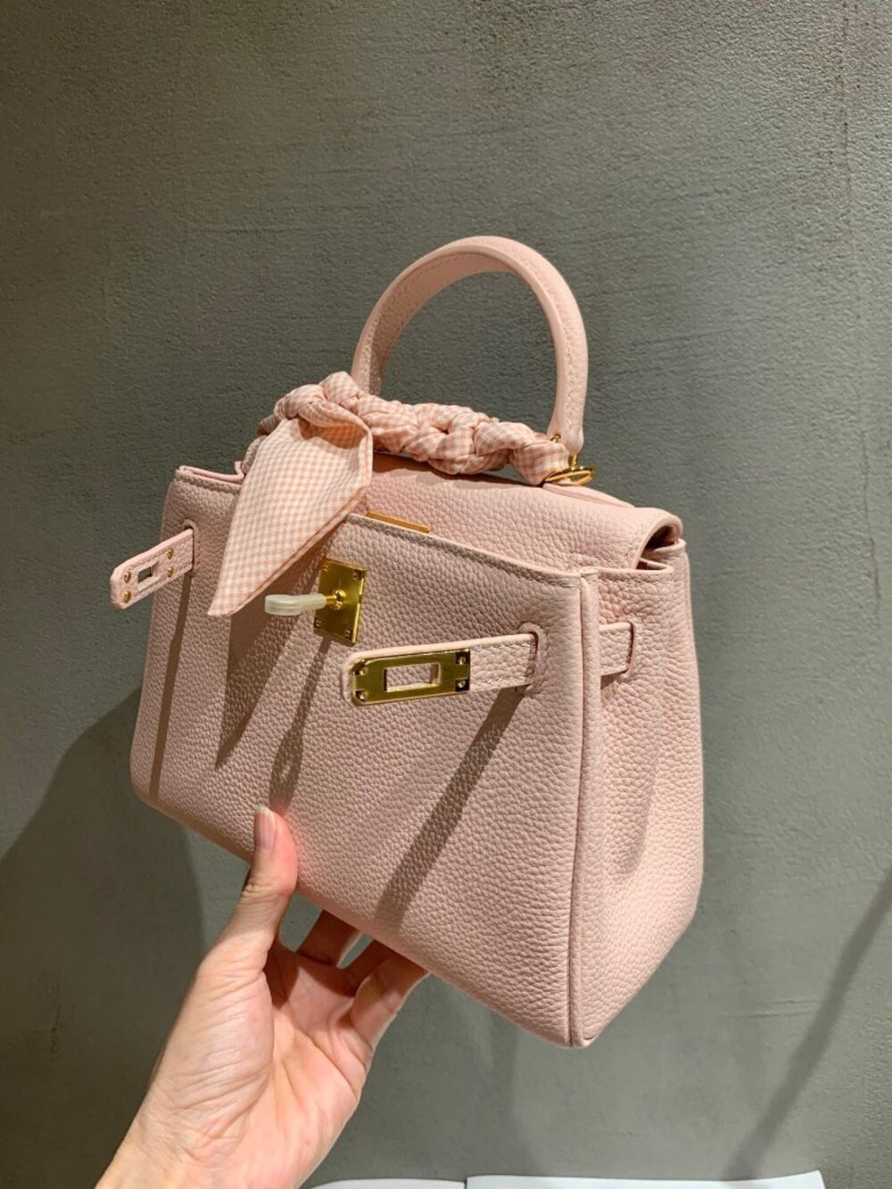 Classic Hermes Bags: A Stylish and Versatile Choice for Elegance